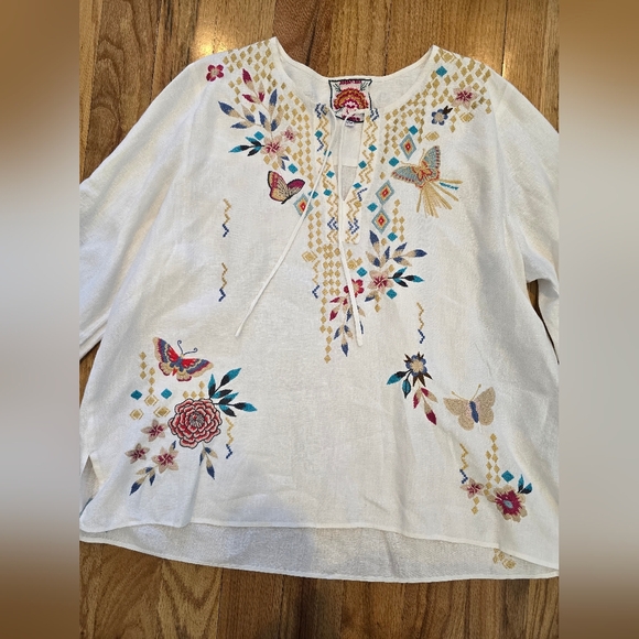 Johnny Was Mariposa Easy Linen Blouse White Embroidered XL Flower Butterfly - Picture 4 of 8